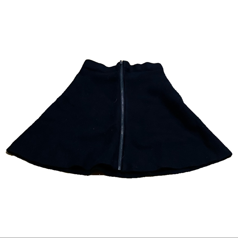 small black forever 21 zip up skirt